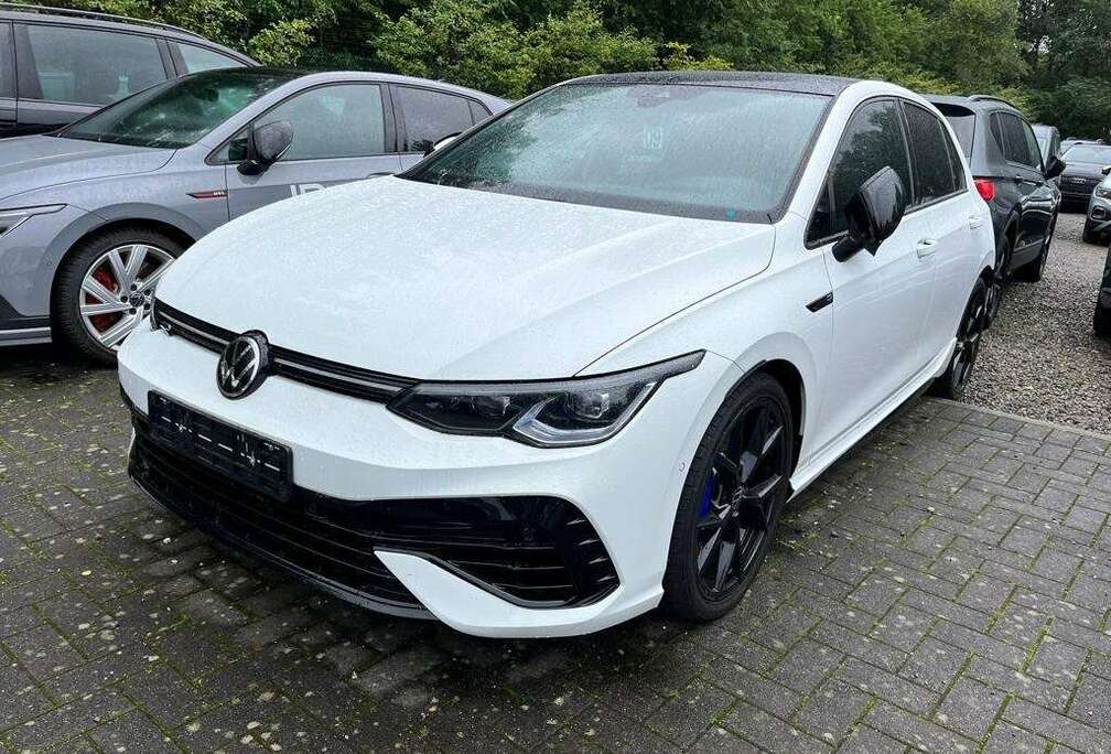 Volkswagen Full Option . Akra .Siege Electrique . Harman Kard