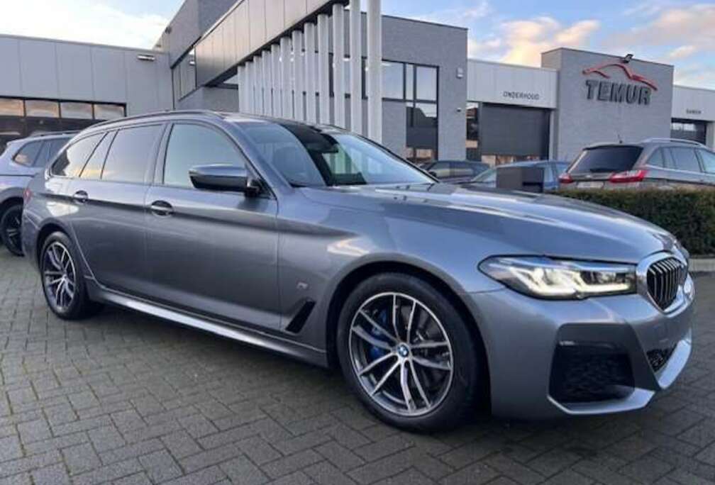 BMW e Xdrive  M-Pack 292pk Full Option