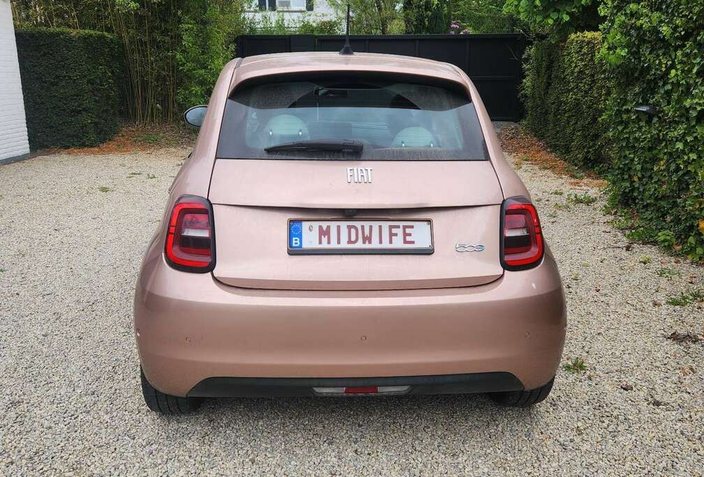 Fiat la Prima