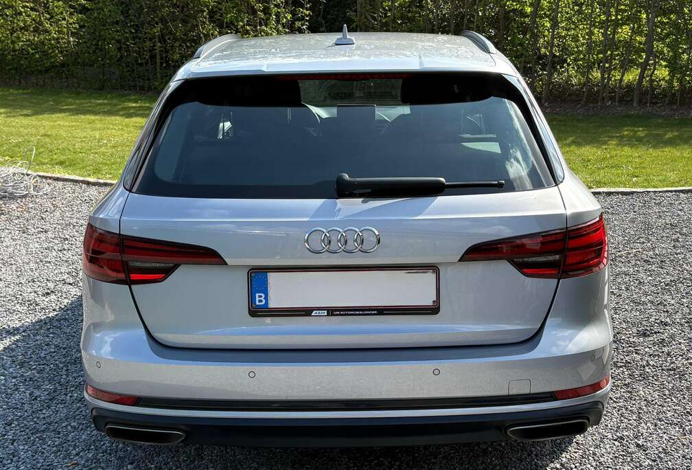 Audi A4 Avant 3.0 V6 TFSI Quattro S line S tronic
