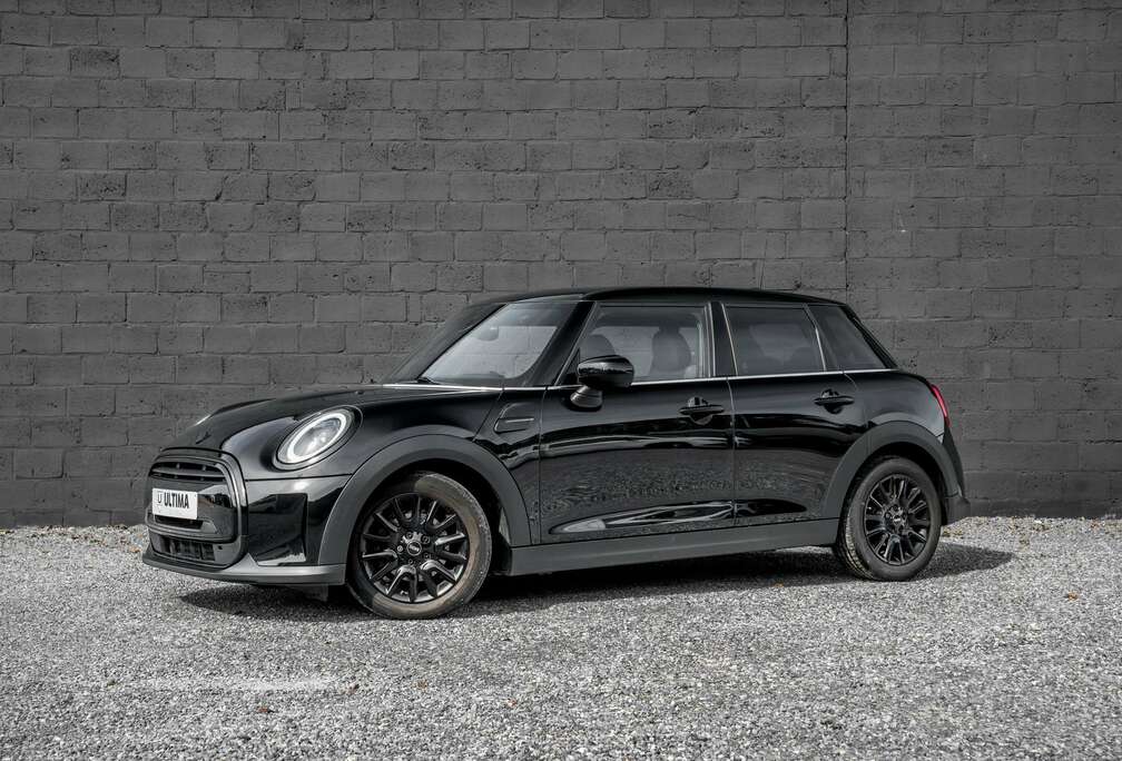 MINI 1.5 AUTOMAAT/NAVI/ALLBLACK/CAMERA/LED