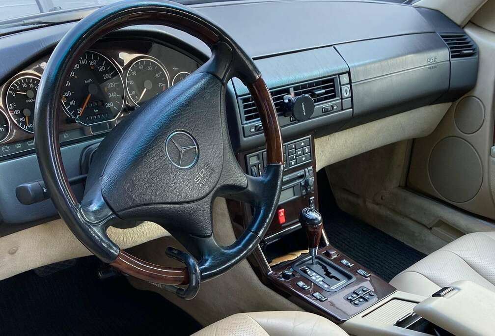 Mercedes-Benz 300 SL-24