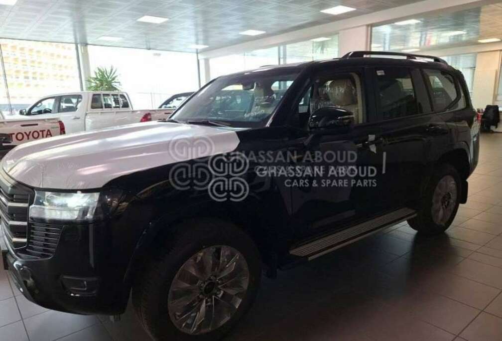 Toyota 300 - 4.0 l Petrol GXR-EXPORT OUT EU ONLY