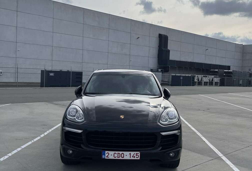 Porsche Black Edition - Porsche Cayenne