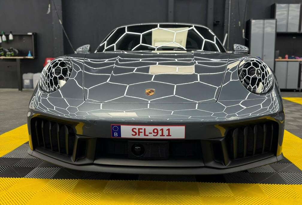 Porsche 911 Carrera 4 GTS 3.0 Bi-Turbo 50Y.Porsche D Editi