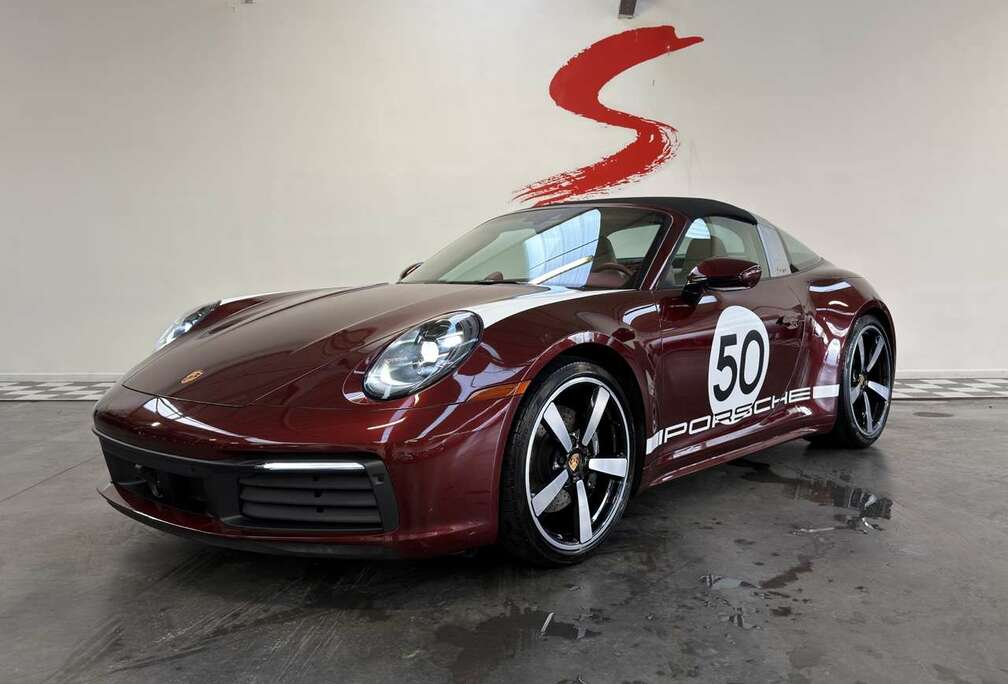 Porsche 911 TARGA 4S HERITAGE
