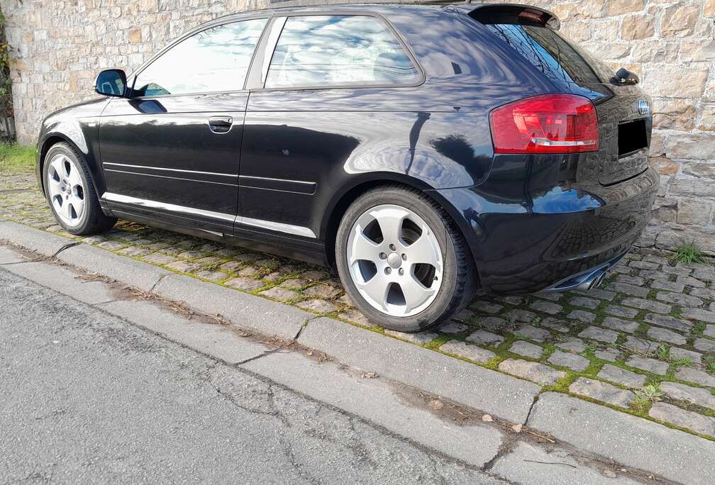 Audi A3 2.0 TDi Ambition S line DPF