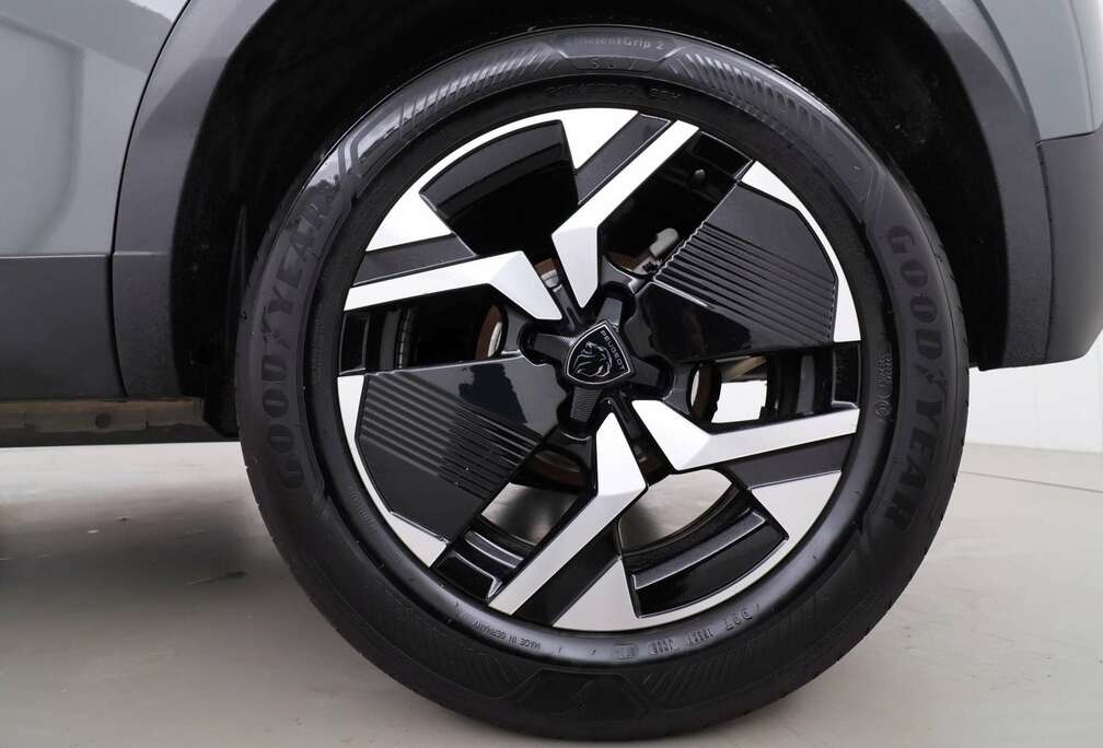 Peugeot 2008 PureTech 100 Allure