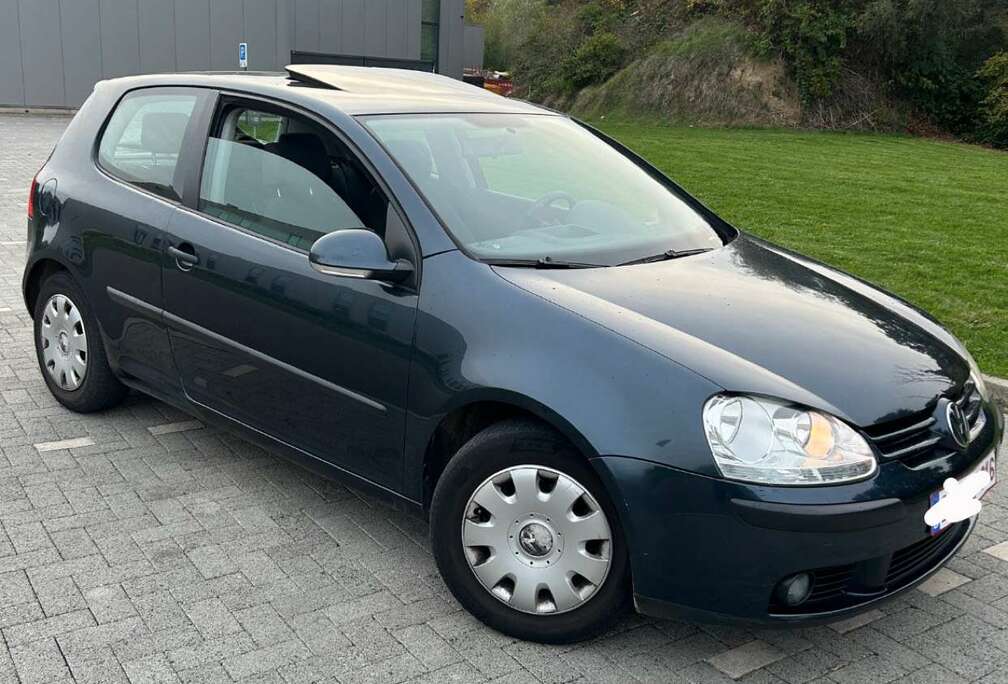 Volkswagen 1.4i essence AVEC CT 129 000km