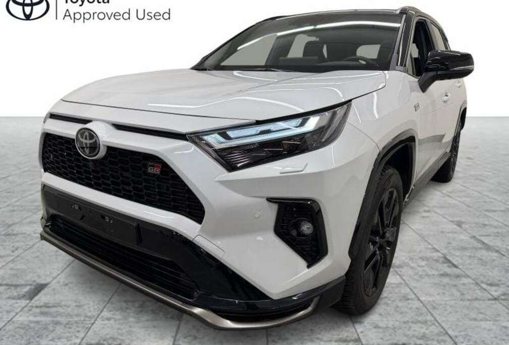 Toyota GR Sport Plug-In + Pano + Demo