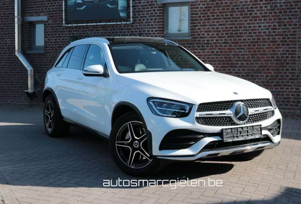 Mercedes-Benz GLC 200 4-Matic AMG Styling, Panoramadak, Carplay
