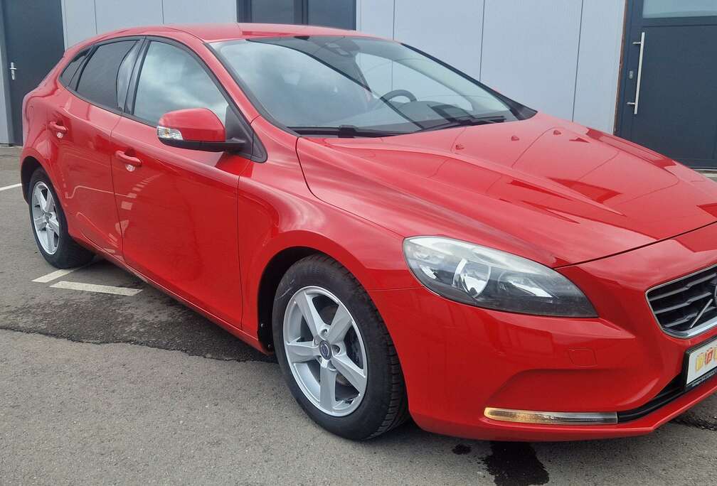 Volvo V40 D2 Momentum