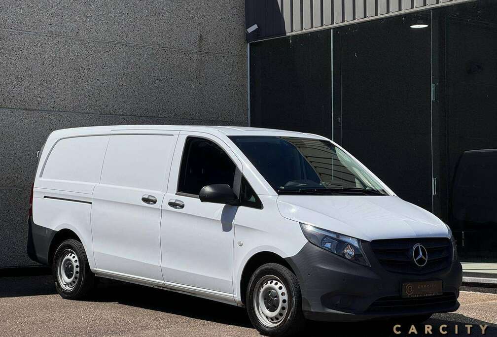 Mercedes-Benz Vito 114 CDI  NAVI  BLUETOOTH  TREKHAAK  3 ZITPLAATS