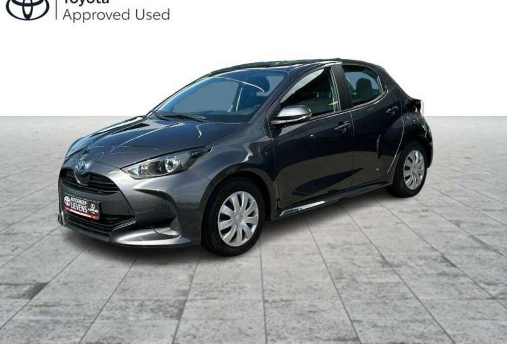 Toyota 1.5 Hyb Dynamic 115 PK