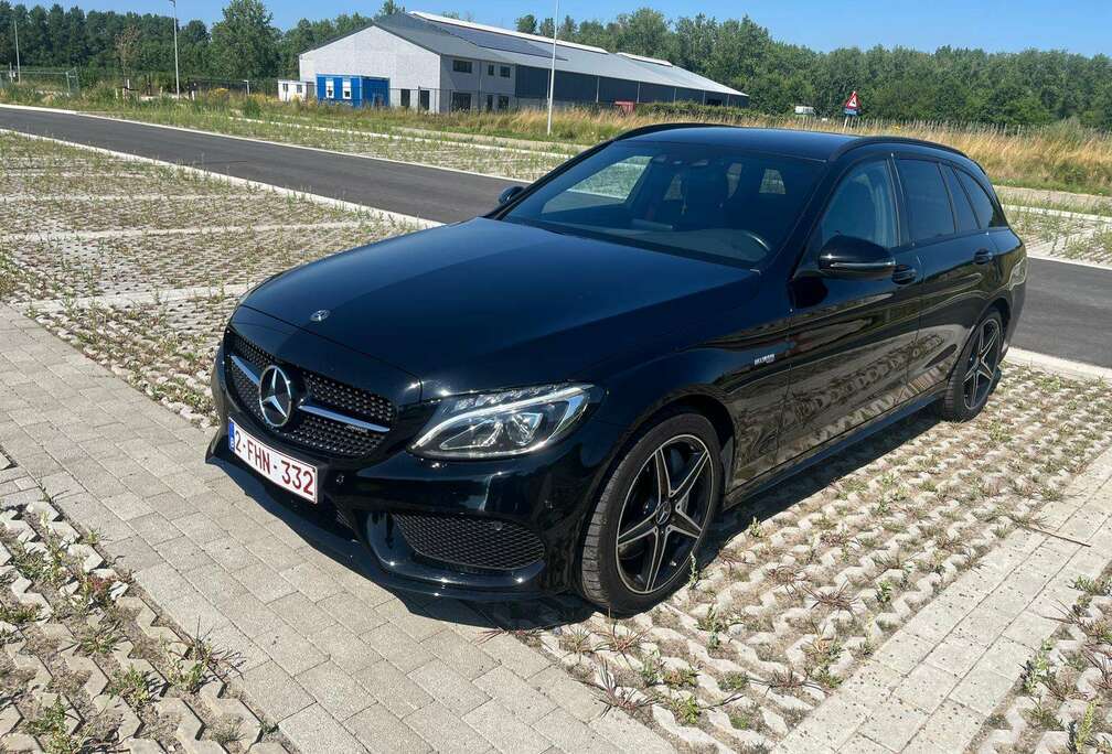 Mercedes-Benz C 43 AMG 4-Matic