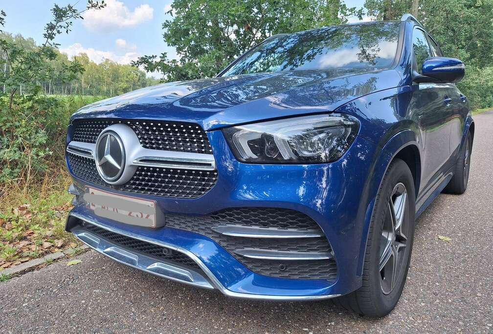 Mercedes-Benz e 4-Matic PHEV