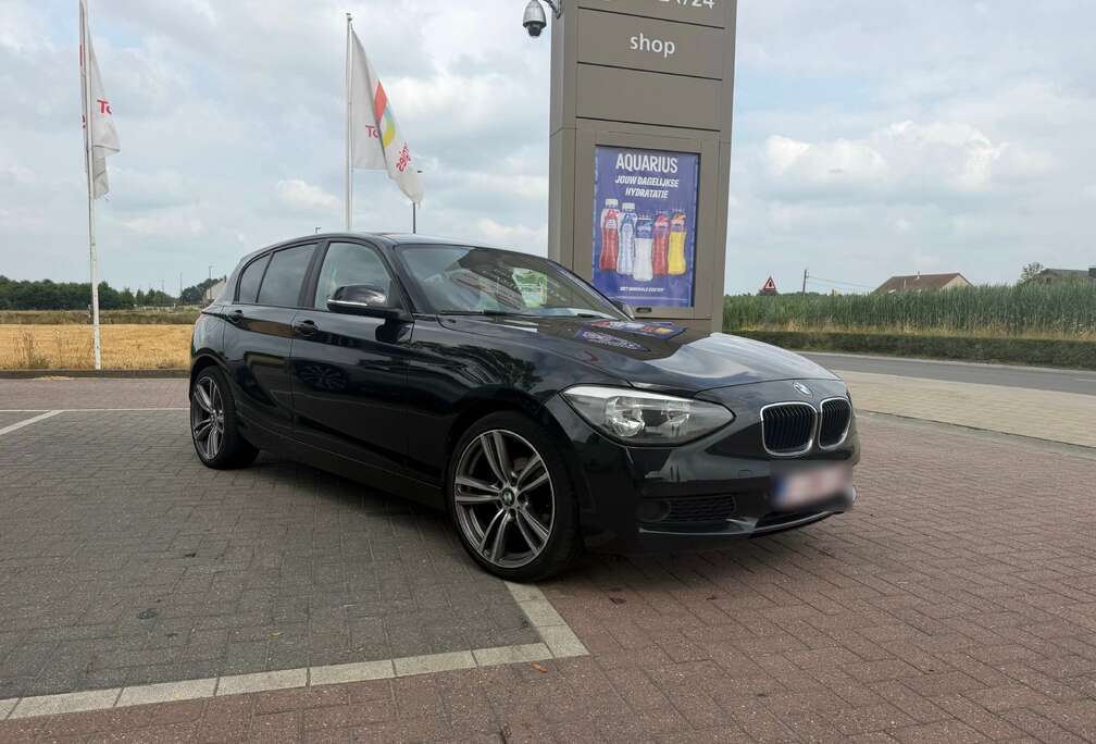 BMW 116iA