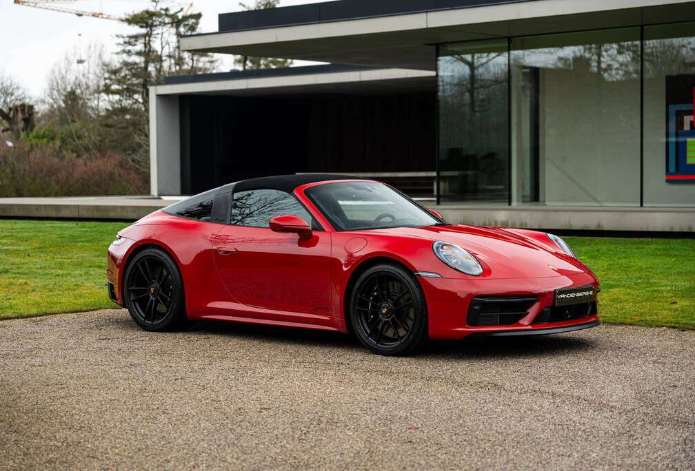 Porsche 4 GTS 992/ACHTERASBESTURING/PDCC/MATRIX/LIFT/CARBON