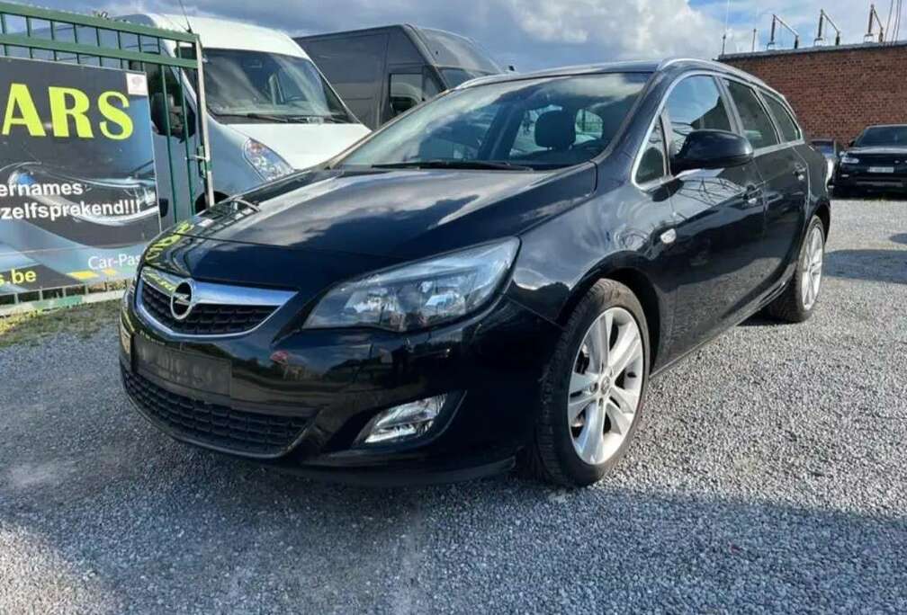 Opel Sports Tourer 1.7 CDTi ECOTEC Sport DPF