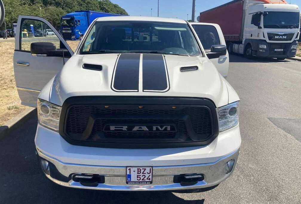 Dodge LARAMIE