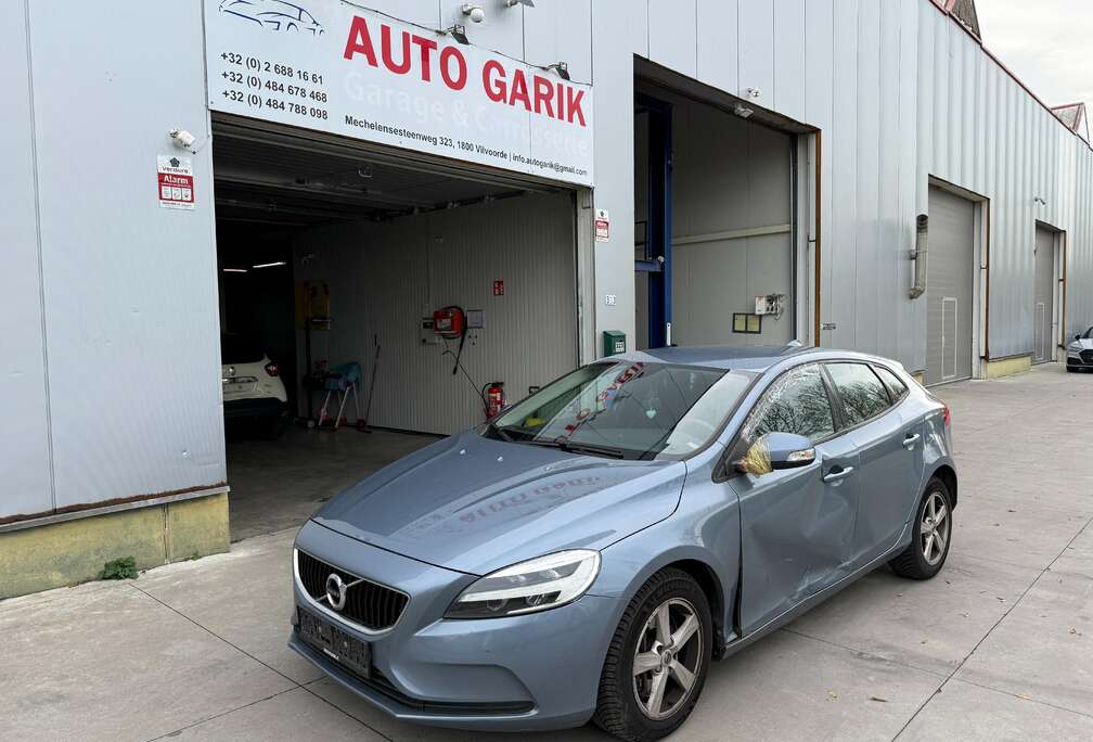 Volvo V40 2.0 D2 Black Edition Gear.AdBlue(EU6d-T.