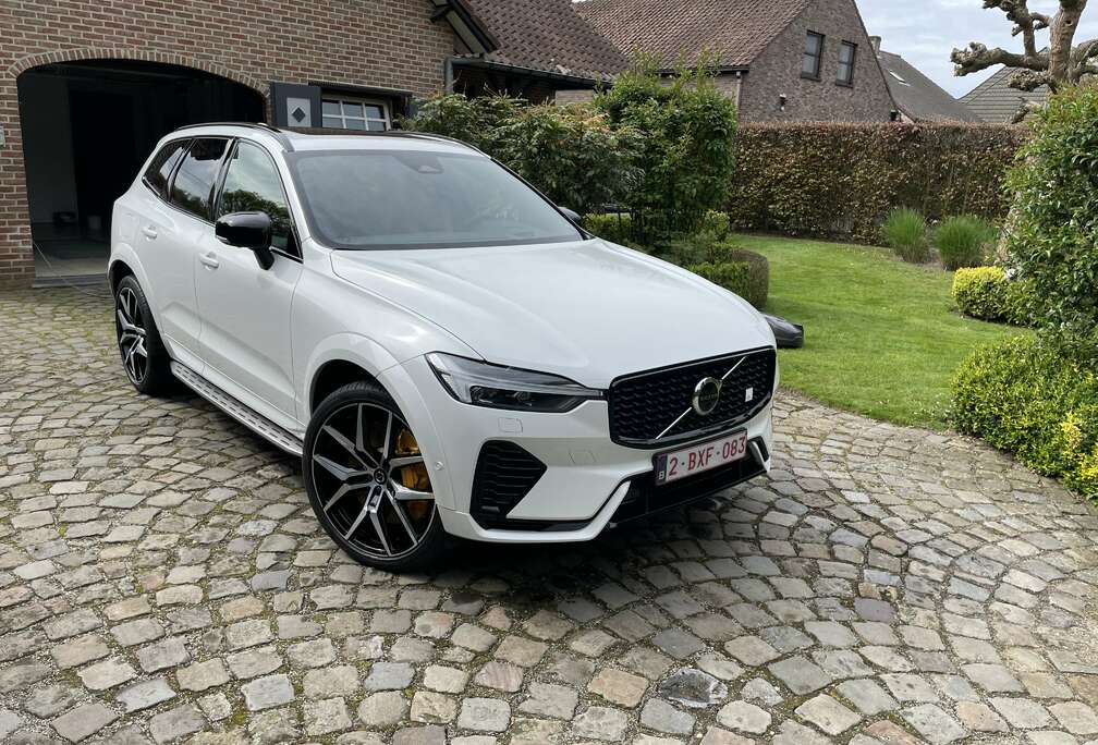 Volvo T8 AWD Recharge Polestar Engineered