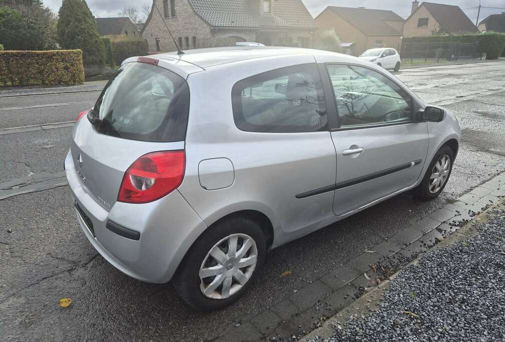 Renault 1.6i 16v Privilège