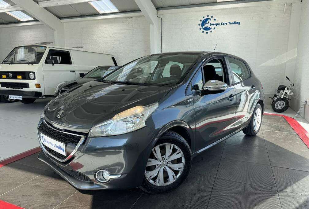 Peugeot URBAN SOUL 1.4 e-HDI 68Ch GPS CLIM GAR 12M