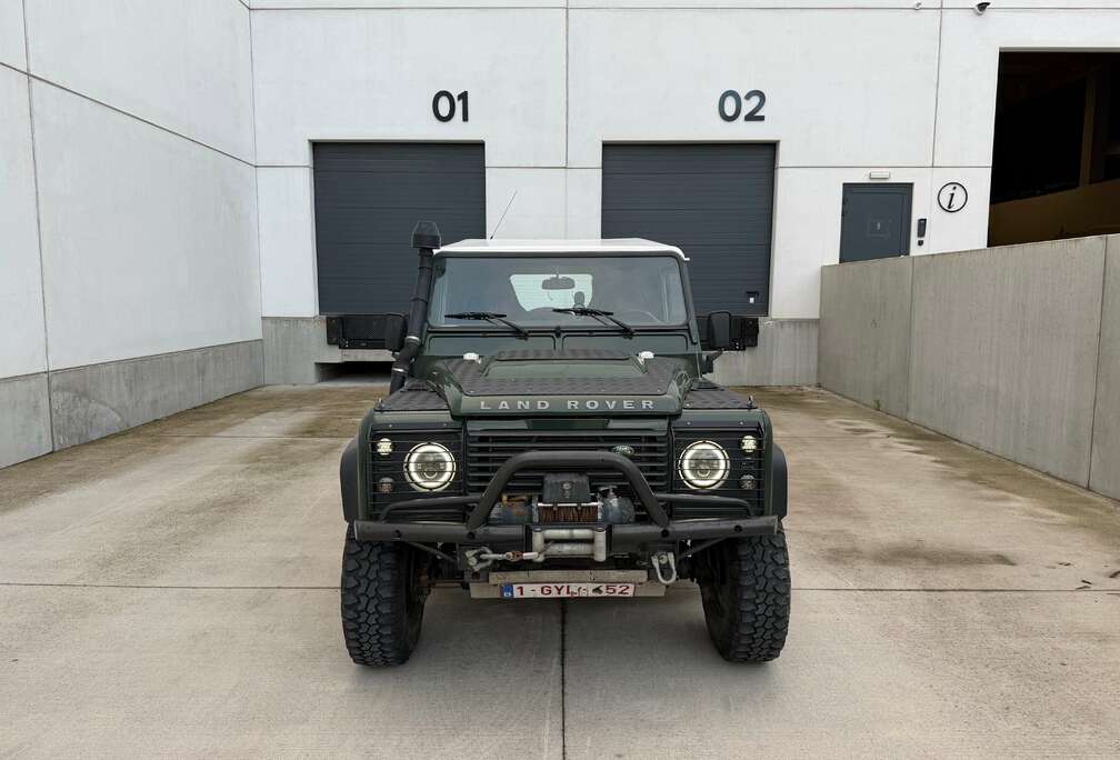 Land Rover 90 TD4 2.4 Turbo - D SE
