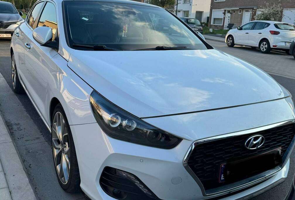 Hyundai i30 Fastback 1.4 T-GDi Shine