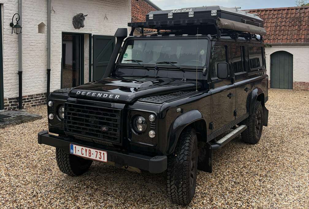 Land Rover Defender 110 2.2 Turbo - D SE