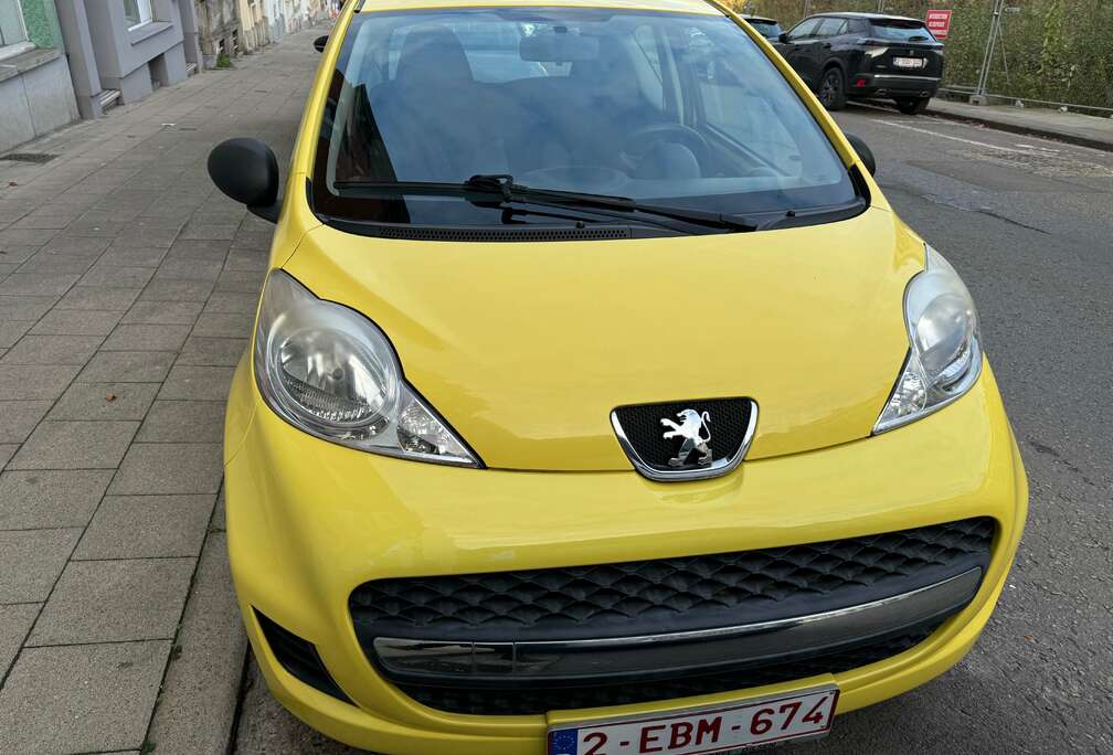 Peugeot 107 1.0i Trendy