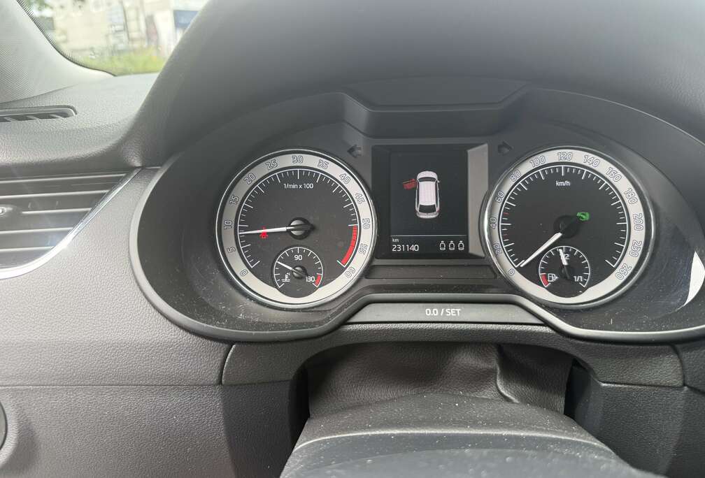 Skoda SW 1.6 CR TDi Style DSG (EU6.2)