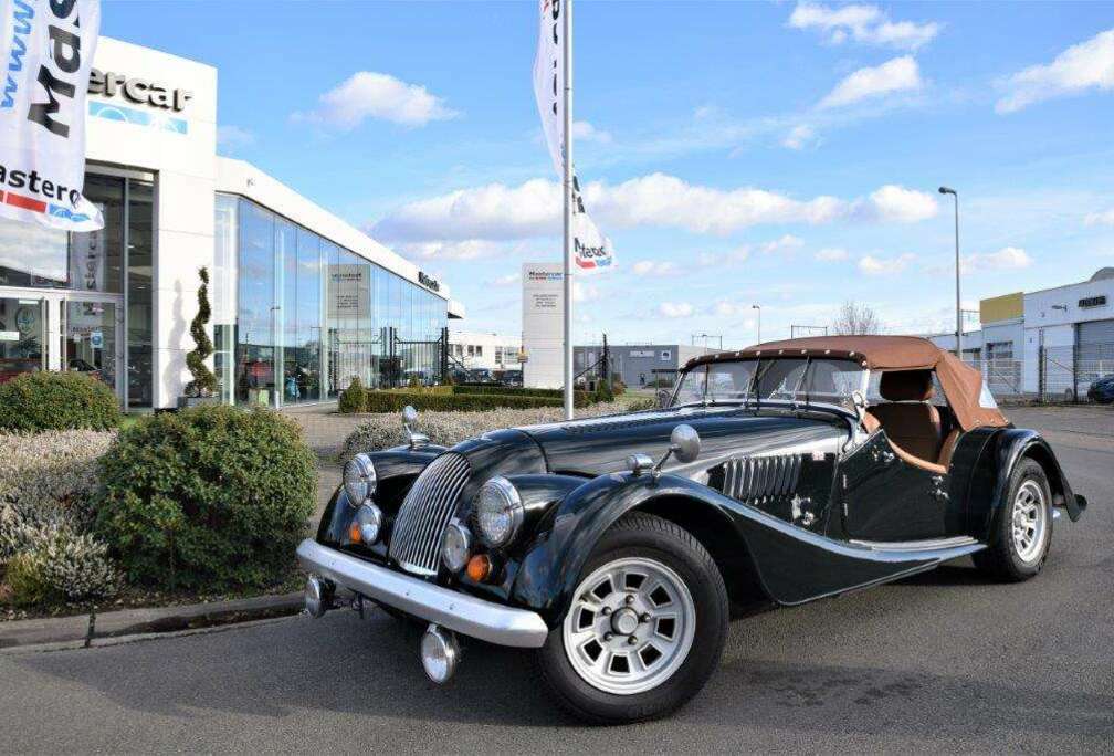 Morgan PLUS 8 ROADSTER LOUIS VUITTON