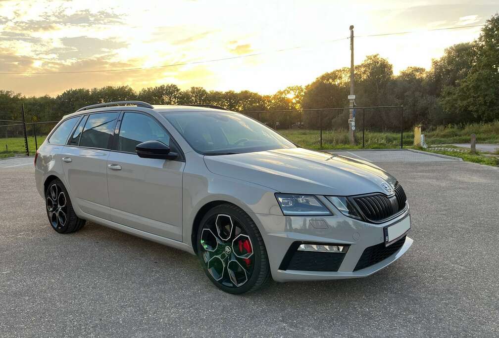 Skoda 2.0 TSI RS245 DSG