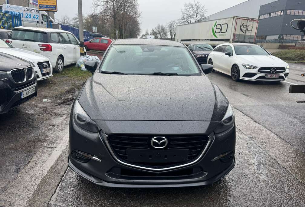 Mazda 3 1.5 D Skydrive
