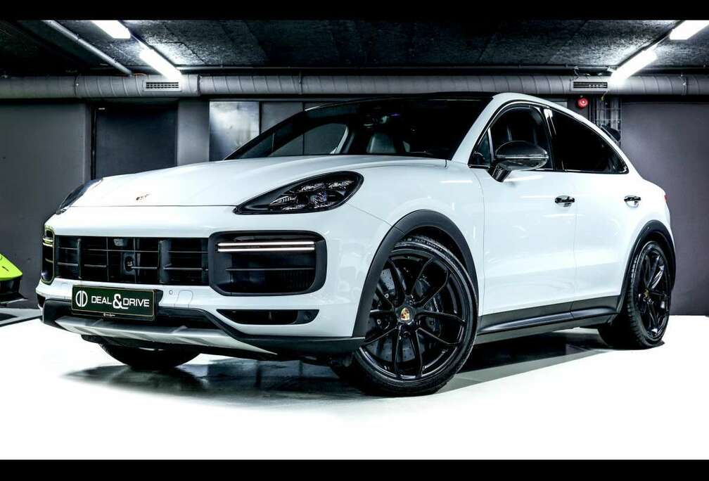 Porsche COUPE TURBO GTCARRARA WHITEINNODRIVEMATRIX360