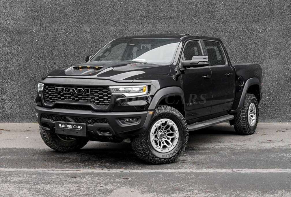 Dodge 2025 RHO €96500 +RED INTERIOR ACCENTS +540PK