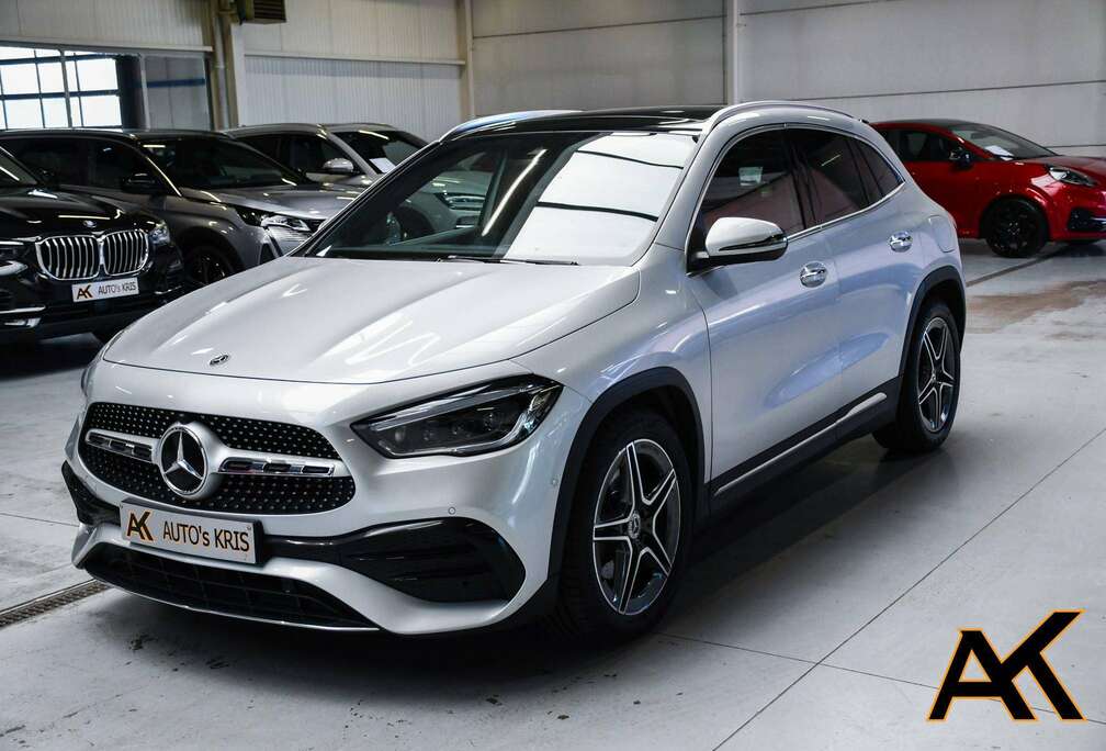 Mercedes-Benz GLA 180 d AMG Automaat - NAVIGATIE / PANORAMISCH / CAMERA / SMARTLINK / PDC