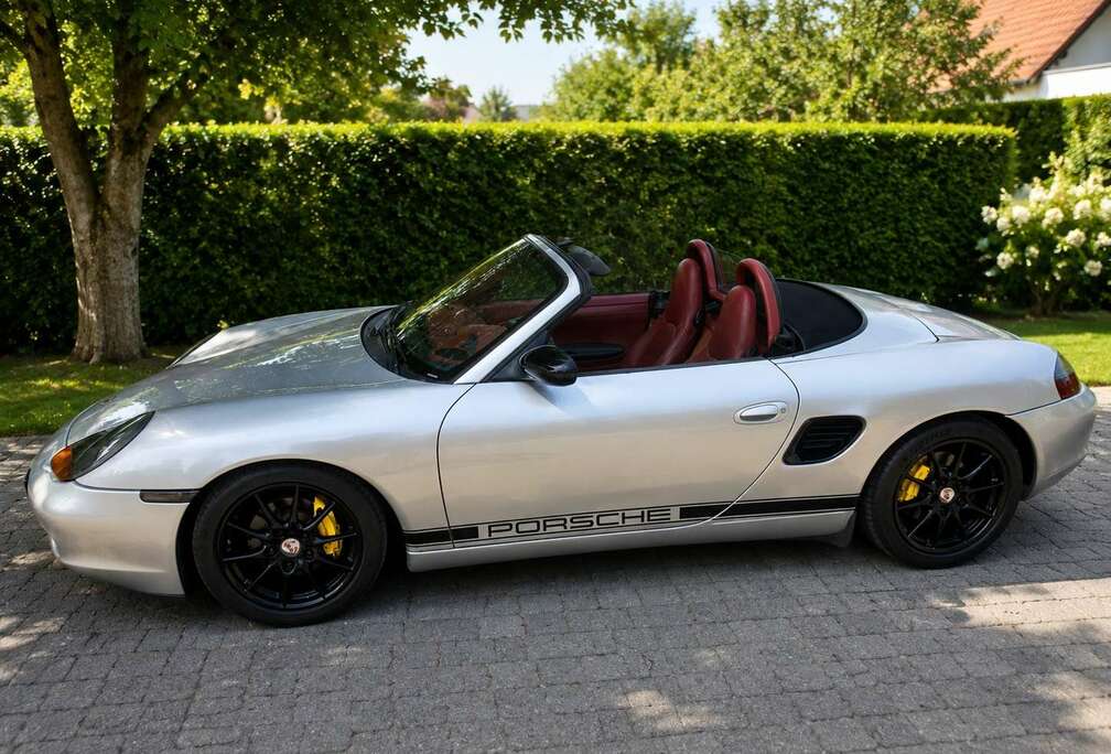 Porsche 2.5i Tiptronic S