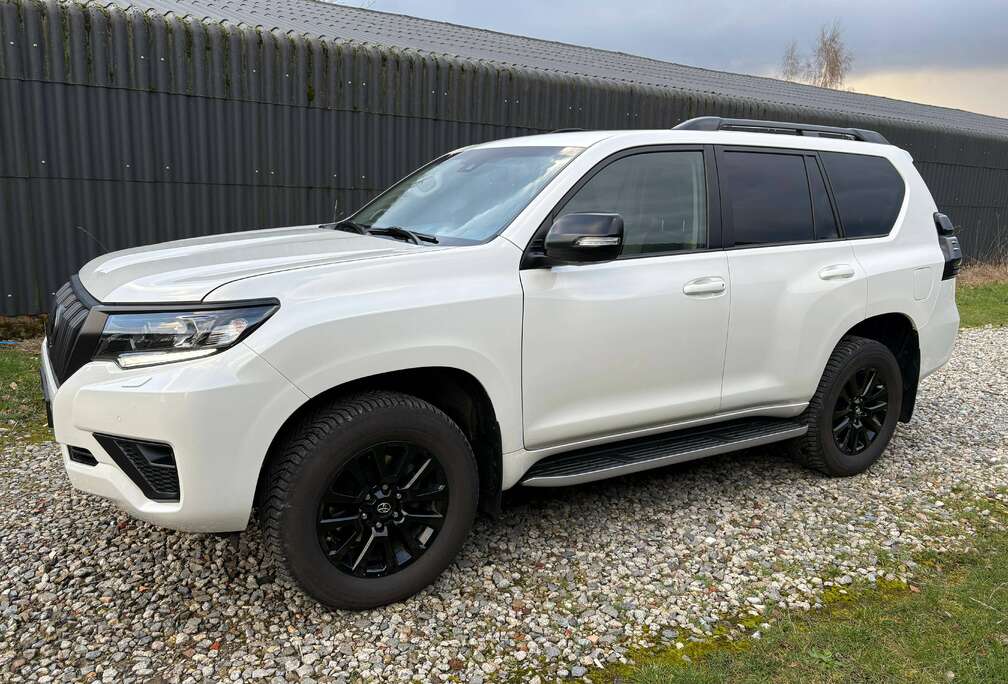 Toyota 2.8 D-4D*BLACK EDITION*7 SEATS*55.000 EUR+TVA