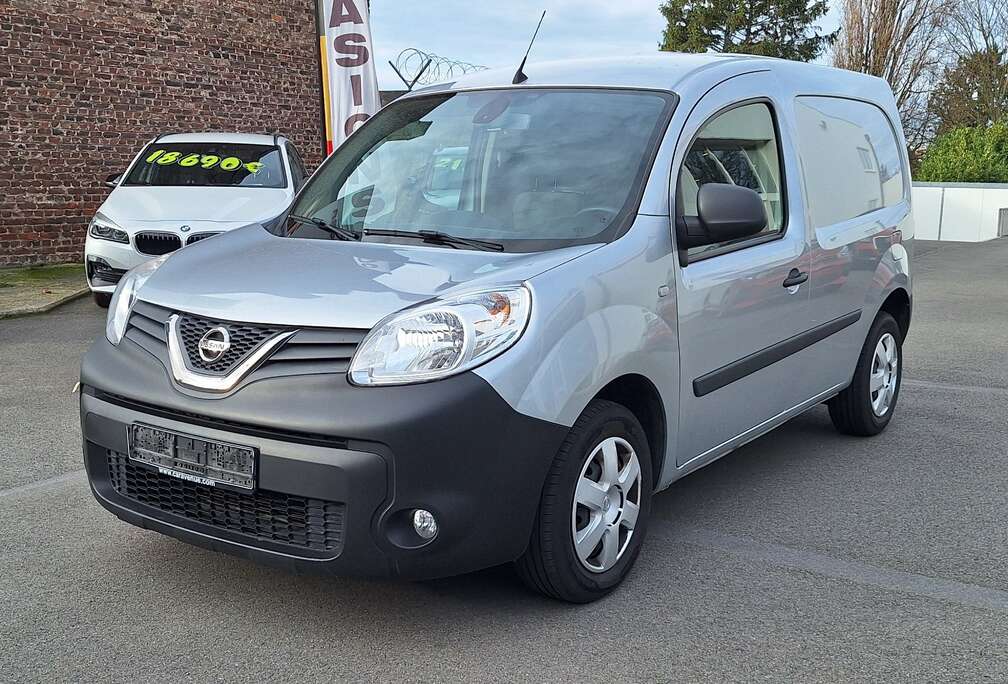 Nissan NV250