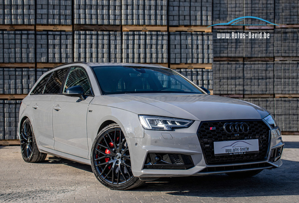 Audi Avant 3.0 V6 TFSI Quattro / MASSAGE / CARPLAY