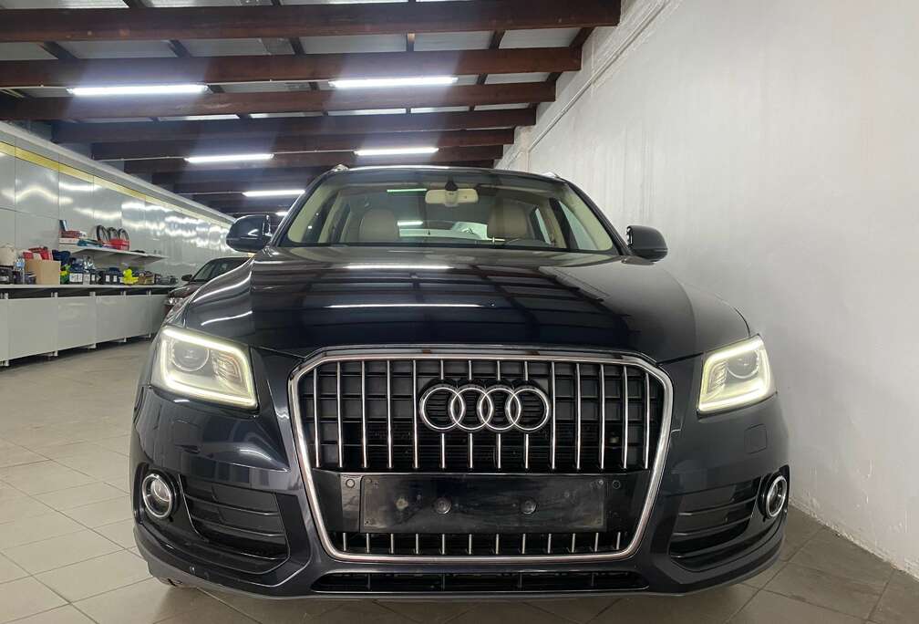 Audi Q5 2.0 TDi Design Panoramic Leder Xenon