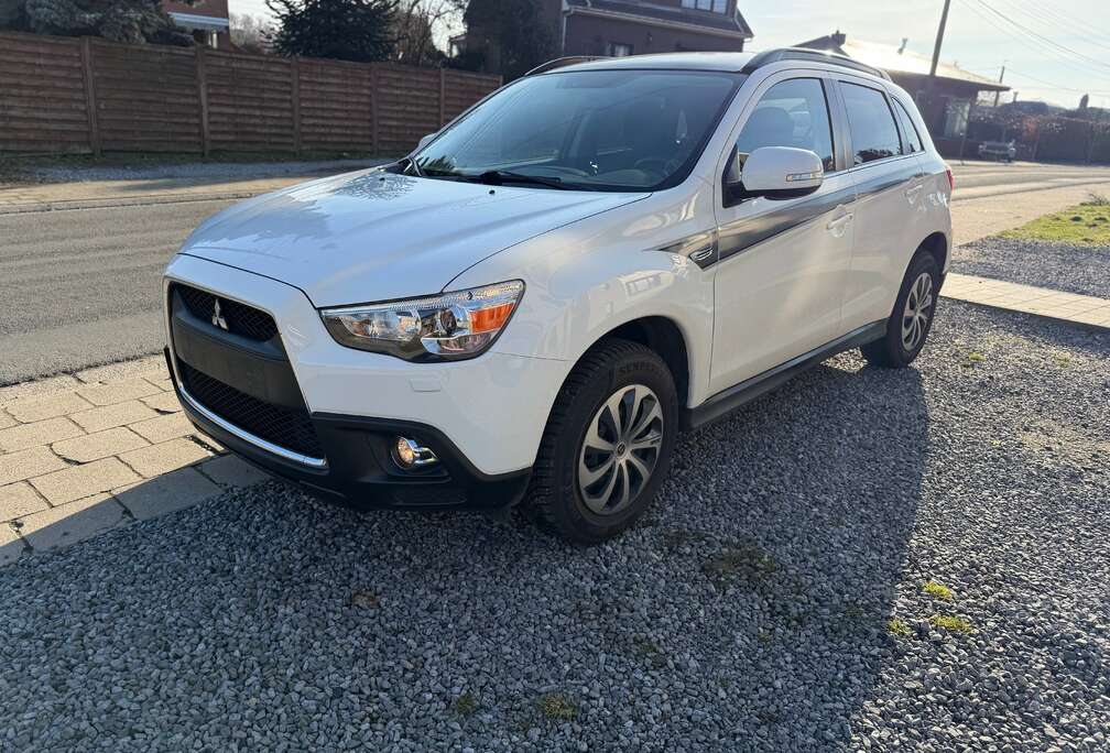 Mitsubishi ASX 1.6i 2WD Intense