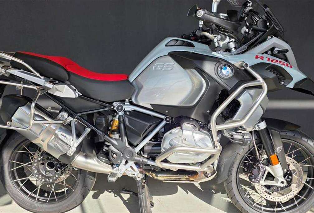 BMW 0