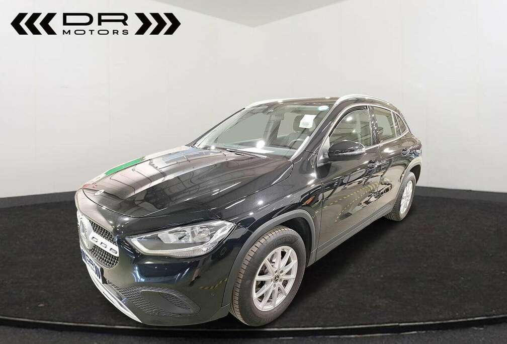 Mercedes-Benz BUSINESS SOLUTIONS 7-GTRONIC - NAVI - CAMERA