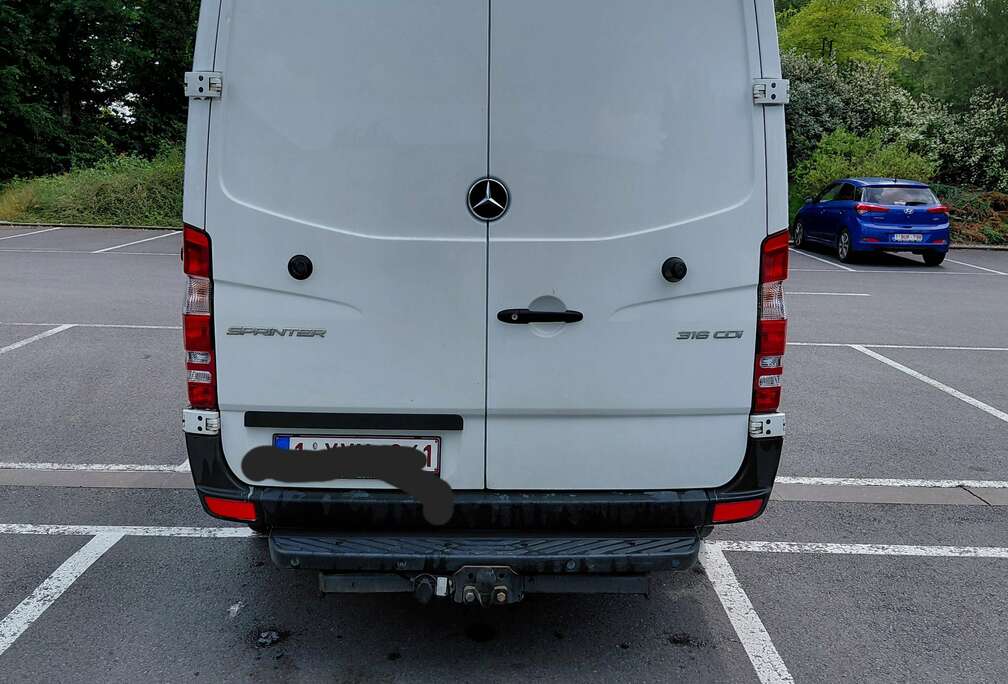 Mercedes-Benz 2.2.   316cdi