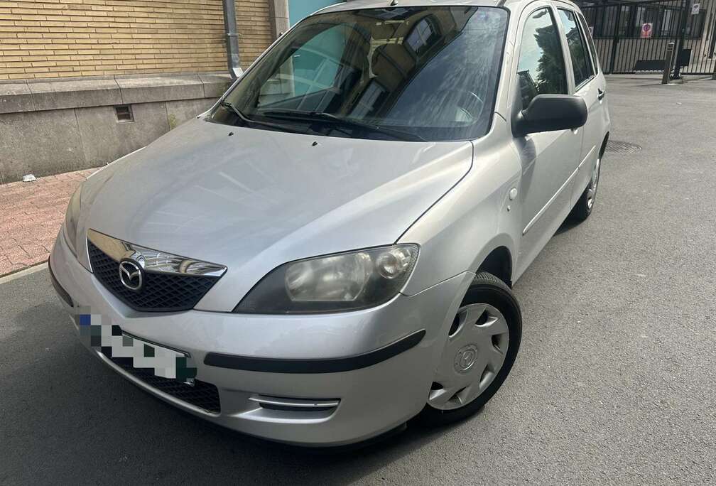 Mazda mazda 2 1.3essence euro4 2004