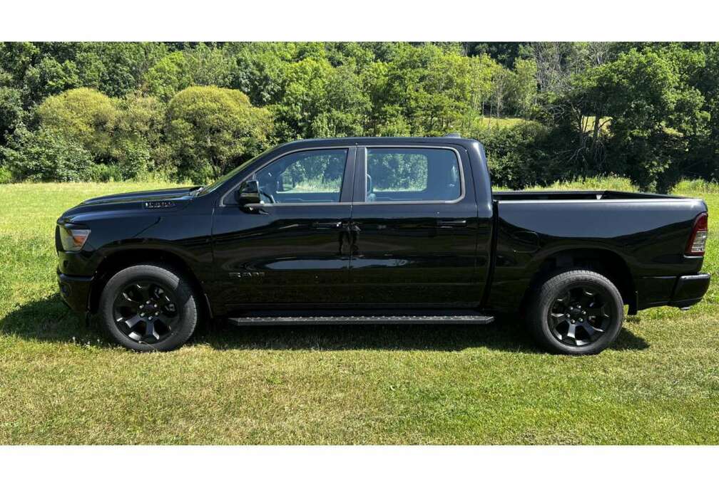 Dodge 1500 5.7 V8 BiGHORN Black Edition + LPG